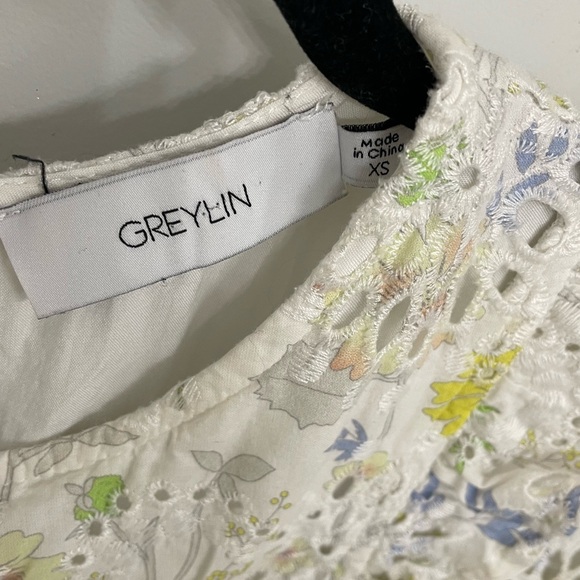 Anthropologie Greylin Piper Eyelet Lace Blouse Size XS Cottagecore Ruffled.   2 - Picture 4 of 9